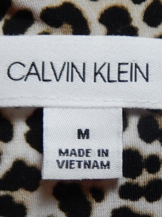 Calvin Klein Cheetah Pleated Neck Tan Cream & Brown Sleeveless Career Medium EUC - Picture 9 of 11